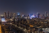 Het reuzenrad The View met de skyline van Rotterdam