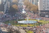 Het startpunt van de Marathon Rotterdam met het Hofplein, Coolsingel en Hilton Hotel in Rotterdam