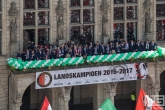 De huldiging van kampioen Feyenoord op het balkon van het Stadhuis de Coolsingel in Rotterdam