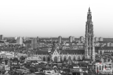 Te Koop | De Onze Lieve Vrouwekathedraal in Antwerpen als luchtfoto