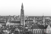 Te Koop | De Onze Lieve Vrouwekathedraal in Antwerpen als luchtfoto