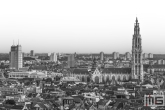 Te Koop | De Onze Lieve Vrouwekathedraal in Antwerpen als luchtfoto