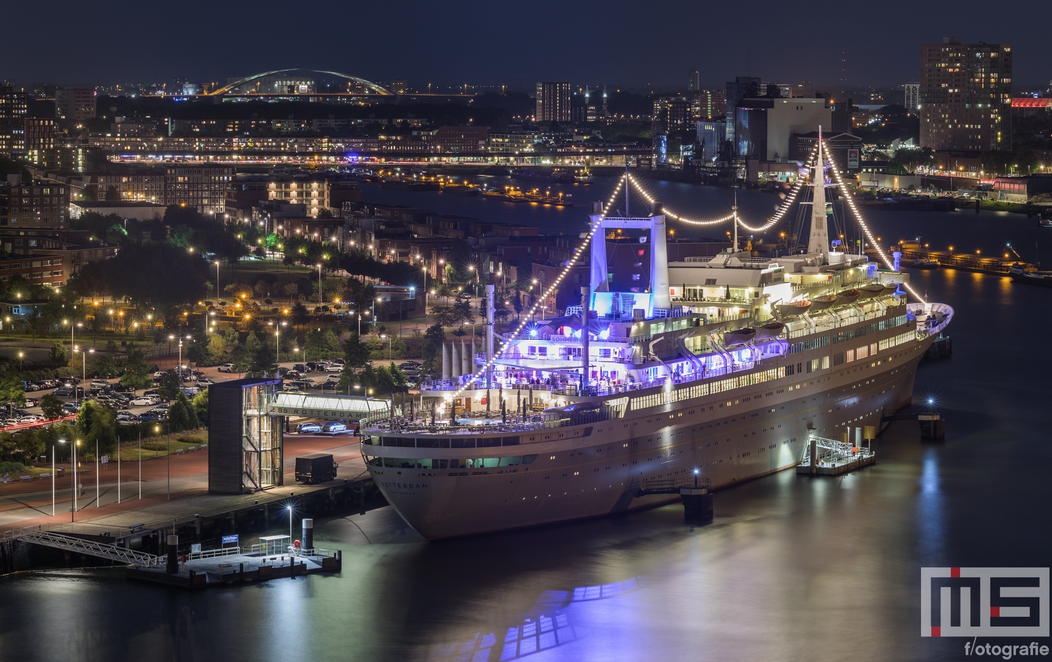 Te Koop | Het ss Rotterdam in Rotterdam Katendrecht