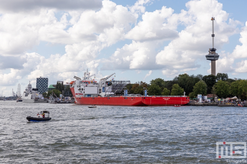 Het Offshoreschip Bigroll Baffin in Rotterdam tijdens de Wereldhavendagen