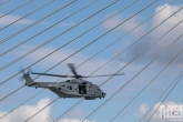 Een helikopter van de marine in Rotterdam tijdens de Wereldhavendagen