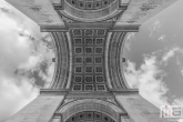 Te Koop | De Arc du Triomphe plafond in Parijs in zwart/wit