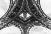 Te Koop | De Eiffeltoren in Parijs in detail in zwart/wit