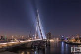 Te Koop | De Erasmusbrug in Rotterdam tijdens het blauwe uurtje in Rotterdam