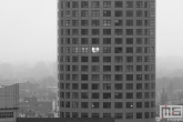 De Hoftoren in het centrum district van Rotterdam in zwart/wit