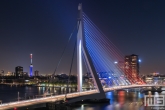 De Erasmusbrug en Euromast in Rotterdam in rood, wit en blauw