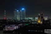 Het Erasmus MC en de Euromast in rood/groen