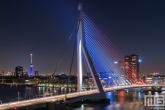 De Erasmusbrug en Euromast in Rotterdam in rood, wit en blauw