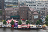 Het uitzicht vanaf het GEB Gebouw op De Machinist in Rotterdam tijdens de Rotterdamse Dakendagen