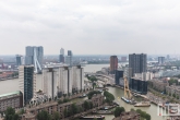 Het uitzicht op de Leuvehaven met het Ms Rotterdam bij de Cruise Terminal Rotterdam