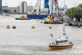 De loodsboot Libra van Loodswezen tijdens een demo op de Wereldhavendagen in Rotterdam