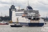 Het vertrek van de P&O Ferries tijdens de Wereldhavendagen in Rotterdam