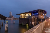 Het gebouw van Health City in Rotterdam met uitzicht op de Maasboulevard