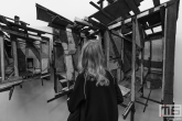 Een 3d schilderij in zwart/wit tijdens Art Rotterdam in de Van Nelle Fabriek in Rotterdam