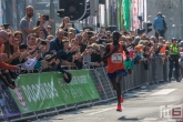 De winnaar Marius Kipserem van de Marathon Rotterdam 2019 in Rotterdam