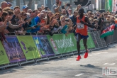 De winnaar Marius Kipserem van de Marathon Rotterdam 2019 in Rotterdam