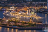 Te Koop | Het cruiseschip ss Rotterdam in Rotterdam Katendrecht