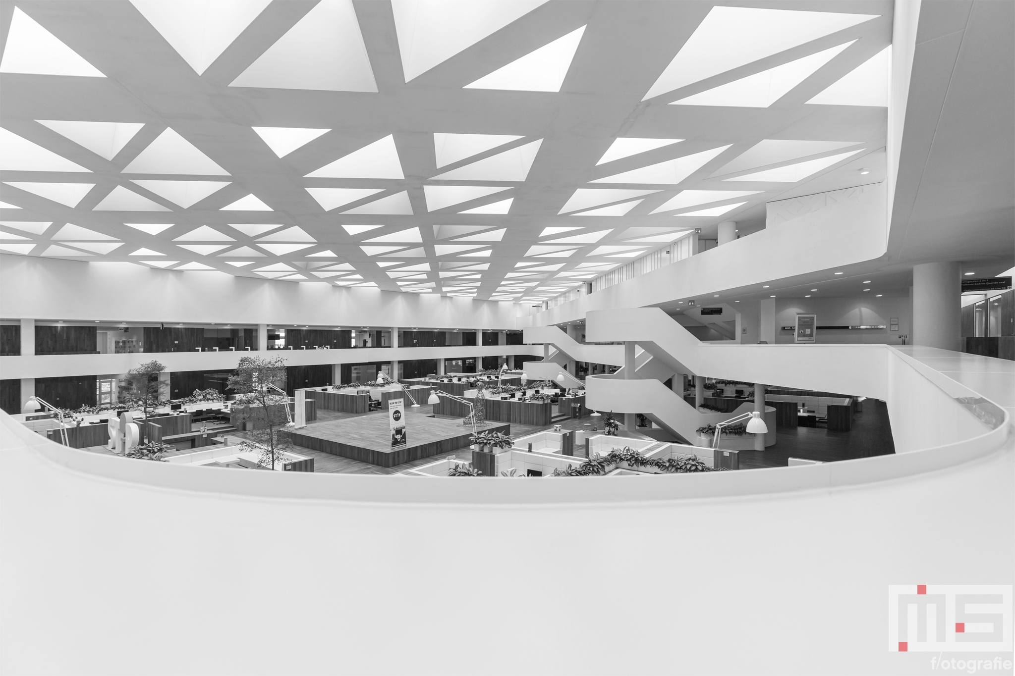 Het plafond van de Medische Bibliotheek van het Erasmus MC in Rotterdam