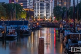 Te Koop | Het Witte Huis in Rotterdam by Night gezien vanuit het Haringvliet