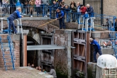 Een sluiswachter op het nautische festijn de Furieade in Maassluis 2019