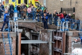 Een sluiswachter op het nautische festijn de Furieade in Maassluis 2019