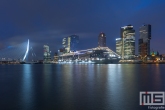 Het cruiseschip MSC Grandiosa aan de Cruise Terminal in Rotterdam