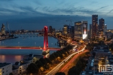 De Willemsbrug en de skyline van Rotterdam by Night
