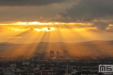 Te Koop | De skyline van Frankfurt by Night tijdens zonsondergang