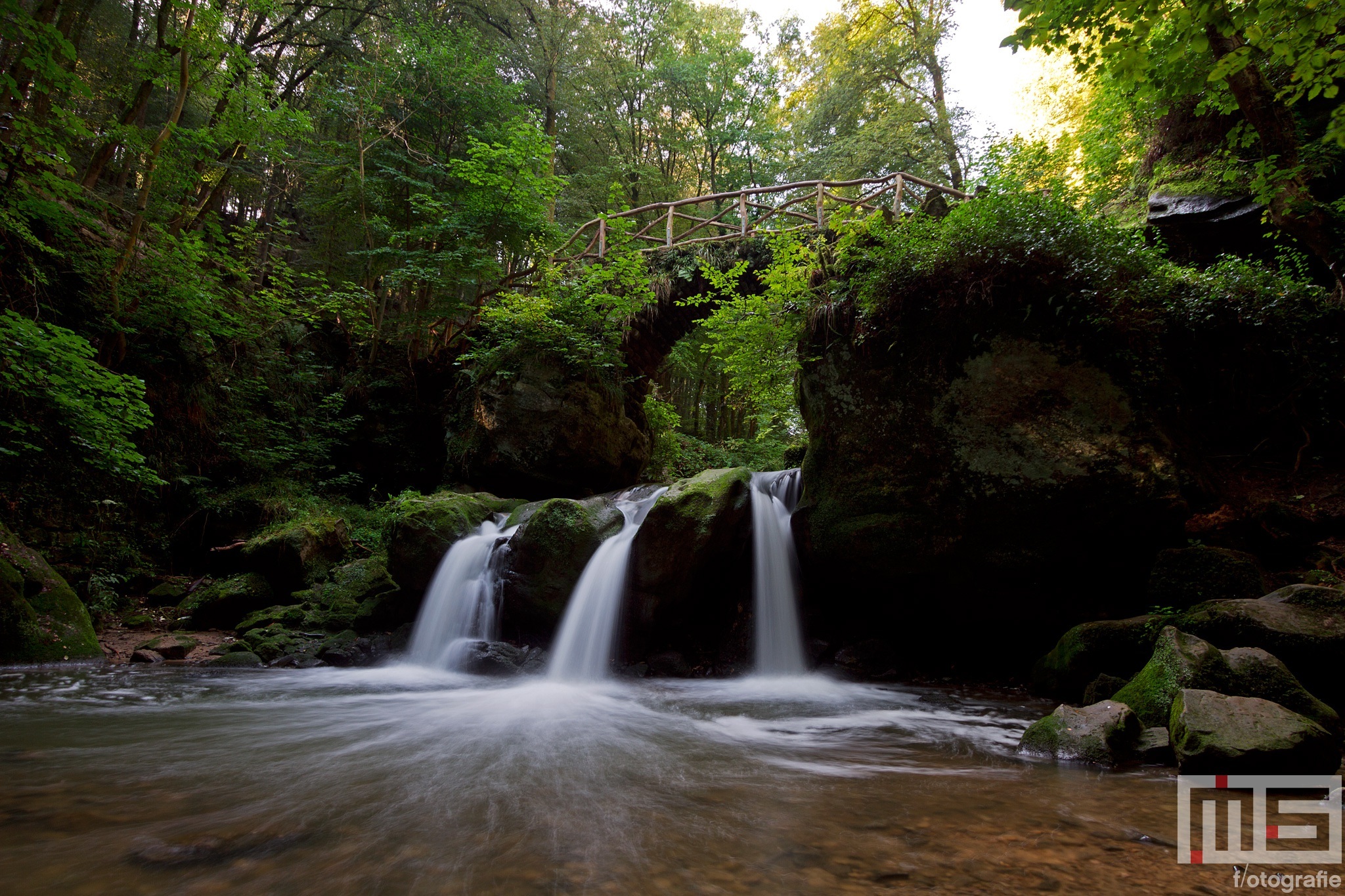 Te Koop | De waterval Schiessentumpel in Mullerthal Luxemburg