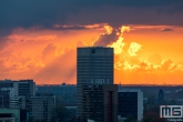 De zonsondergang in het stadscentrum van Rotterdam