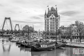 Te Koop | Het Witte Huis in de Oudehaven in Rotterdam met de Willemsbrug op de achtergrond