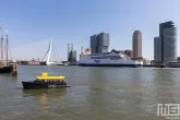 De Wereldhavendagen 2022 in Rotterdam met de Pride of Rotterdam en de Watertaxi