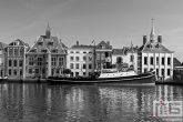 Het stoomschip Furie tijdens het evenement Furiade aan de kade in Maassluis