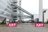 De ingang van Art Rotterdam in de Van Nelle Fabriek in Rotterdam