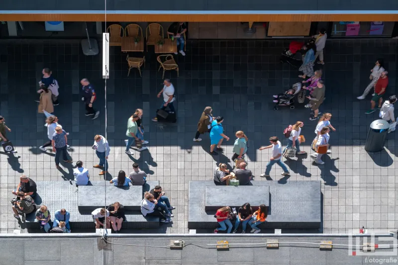 Het Rotterdamse Dakendagen uitzicht op de Lijnbaan in Rotterdam