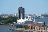 Het uitzicht op het ss Rotterdam vanaf de Maassilo tijdens de Dakendagen