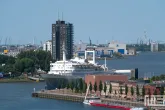 Het uitzicht vanaf de Maassilo op het ss Rotterdam tijdens de Dakendagen