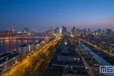 De gerse lichtshow van de viering van 150 jaar Holland America Line in Rotterdam
