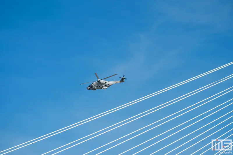 De NH90 gevechtshelikopter tijdens de Wereldhavendagen Rotterdam 2023