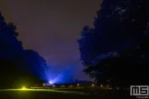 De lasershow van De Grote Schijn 2023 in het Kralingse Bos in Rotterdam