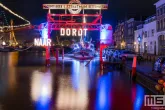 Dordtse Decemberdagen met het lichtschouwspel op stoomschip Pieter Boele