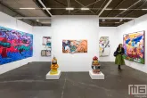De galeriestand van Einspach & Czapolai Fine Art tijdens Art Rotterdam in Ahoy Rotterdam