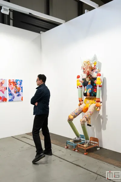 Christophe Coppens op de kunstbeurs Art Rotterdam 2025 in de Ahoy Rotterdam