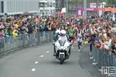 De start van de NN Marathon Rotterdam 2025 in Rotterdam aan de voet van de Erasmusbrug