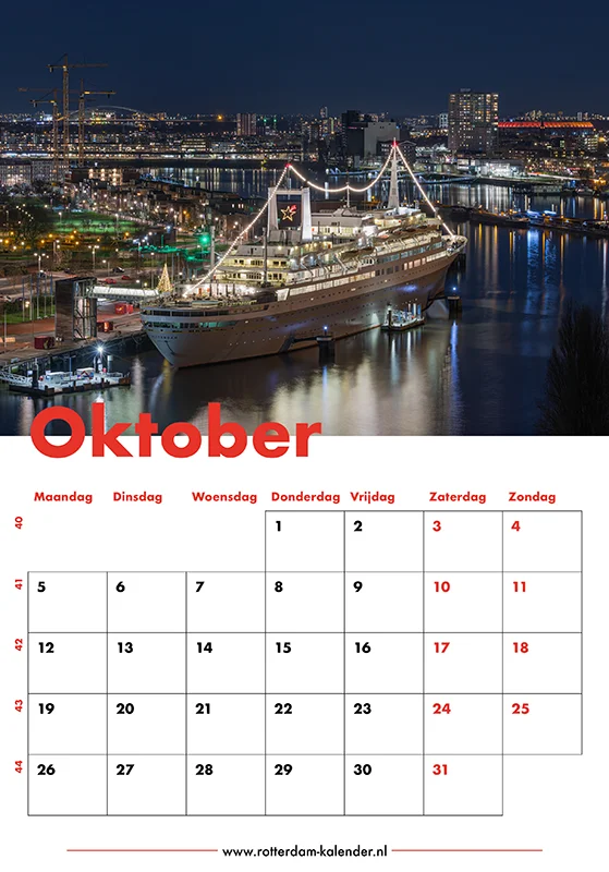 Te Koop | Het ss Rotterdam en Feijenoord Stadion in Rotterdam in de avond Te Koop | Het ss Rotterdam en Feijenoord Stadion in Rotterdam in de avond