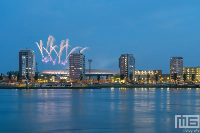 Di-rect markeert einde van concerten in het Feijenoord Stadion in Rotterdam